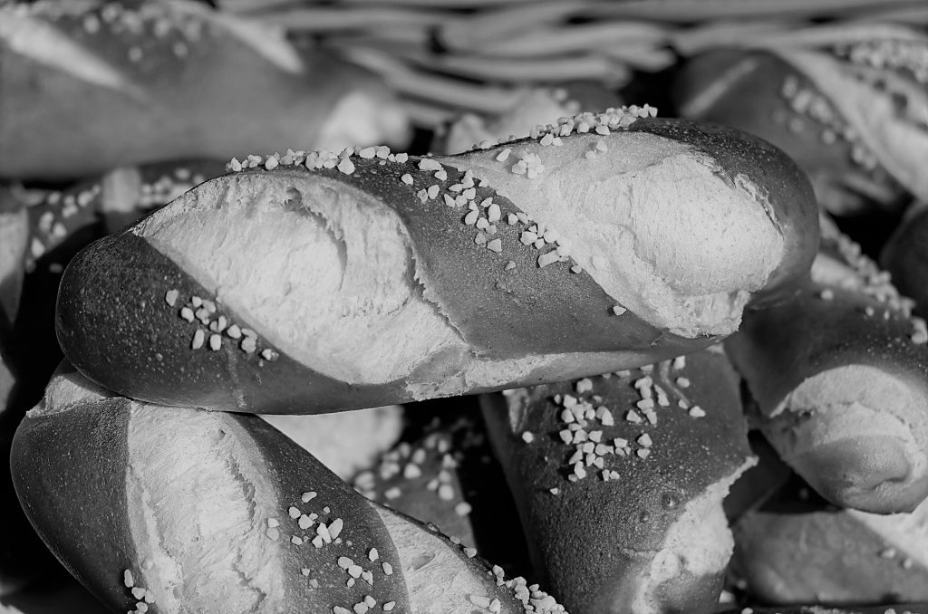 image shows white bread which is a simple carb and can lead to an afternoon slump